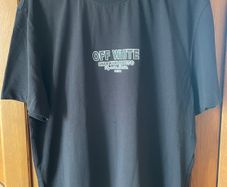 Off White Brand New XXL T shirt