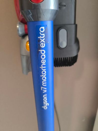 Dyson V7 Motorhead Cordless vacume cleaner