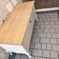 tv cabinet