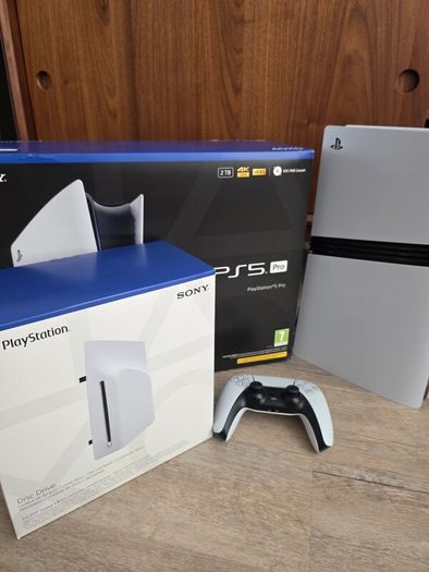 PS5 Pro - 1 month old.