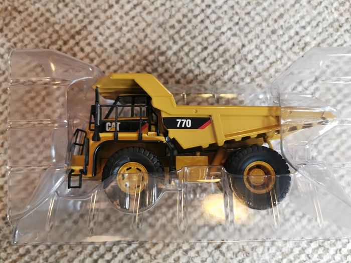 Diecast Masters Core Classics CAT 770 Dump Truck 1/50