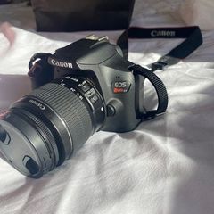 Canon EOS Rebel T7 Camera