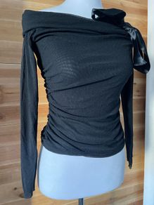 womens top James Lakeland black off shoulder size 10