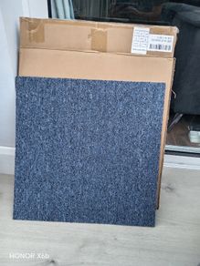 Carpet tiles