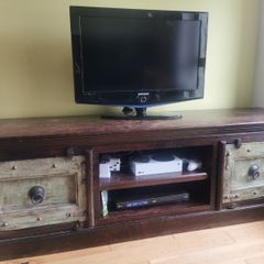 Quality Solid TV Unit - Going This Week