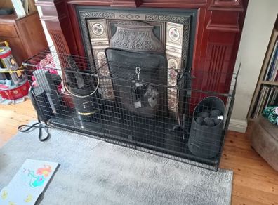 Kids fire guard