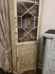 corner cabinet
