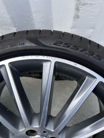 Genuine Mercedes Turbine AMG 19" Alloy Wheels