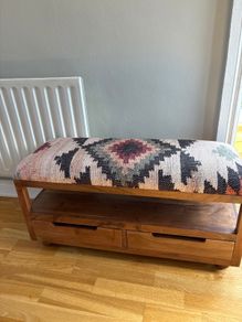 Shoe bench