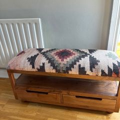 Shoe bench