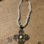Vintage necklace  white beaded rope chain. Image 4