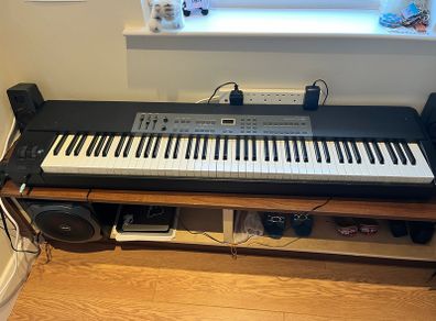 M-Audio Prokeys M88 Keyboard + Stand + Trust Speaker set w Sub-Woofer