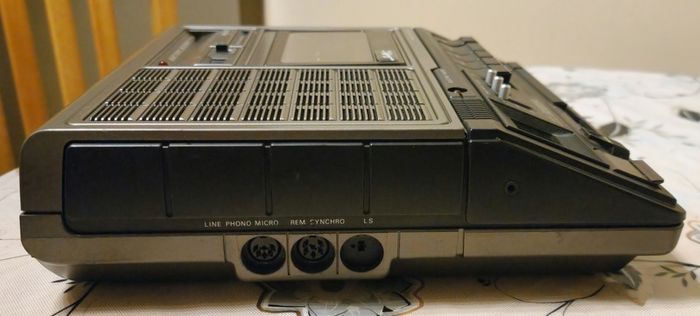 Mono cassette recorder Philips N 2229 AV, from 1976, Made in Belgium.