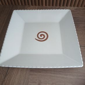 Stephen Pearce large serving dish.