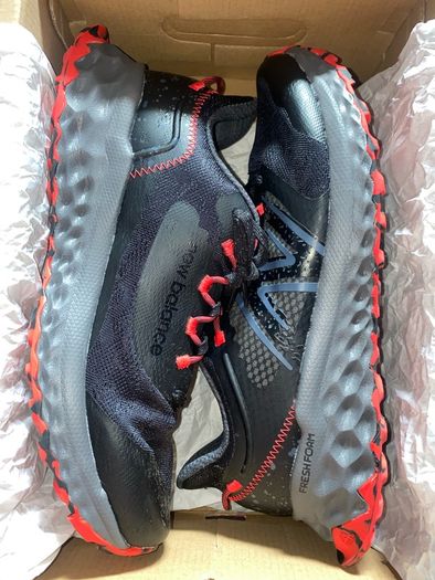 New balance training running shoes size 45