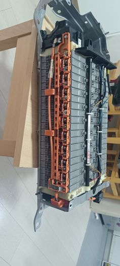 breaking prius hybrid battery parts