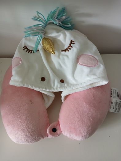 Girls unicorn items