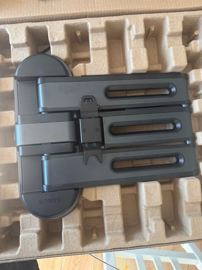 Wall mount for Tv