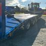 Tractor lowloader Image 9
