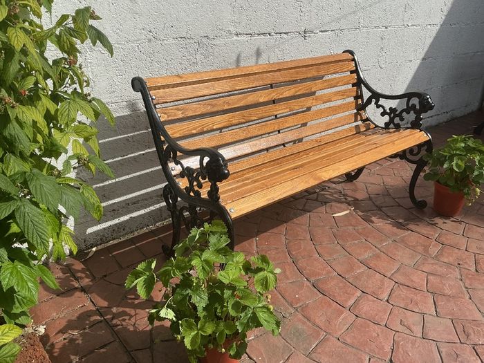 Garden bench