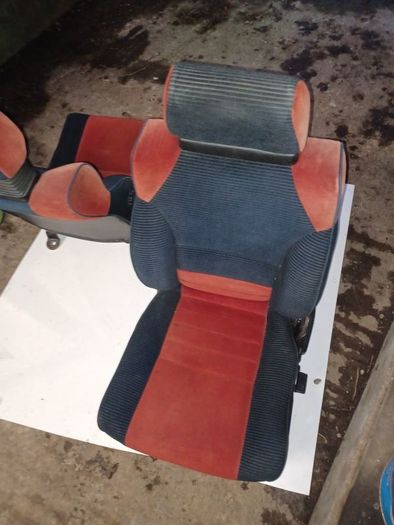 Toyota mr2 Mk1 seats.
