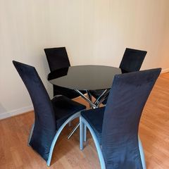 Dinning table with 4 chairs