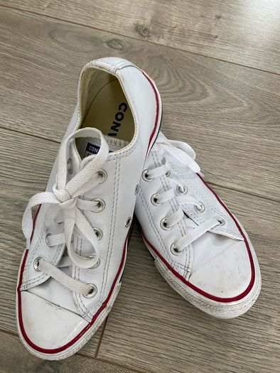 Converse unisex size UK4 leather