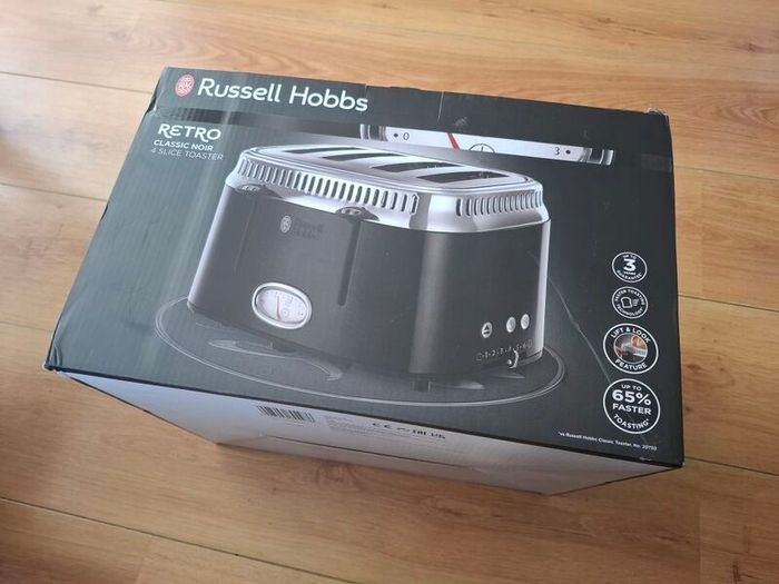 Russell Hobbs Retro  4-slice Toaster