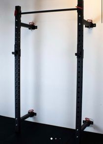 Wall Mounted Foldable Squat Rack (new)