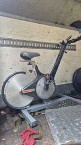 Keiser m3 spin bikes 2 left