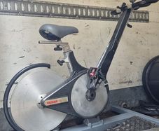 Keiser m3 spin bikes 2 left