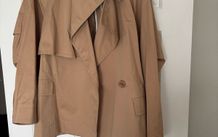 COS trench with pleated back and belt size 10/38