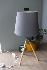 Tripod Table Lamp