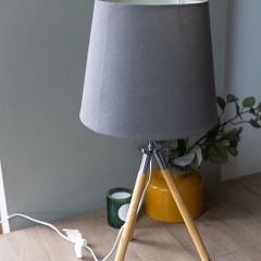 Tripod Table Lamp