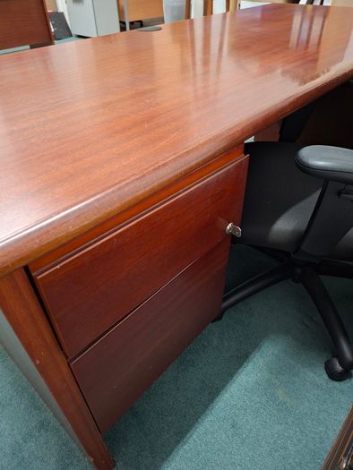 Office Tables, Chairs, Office Contents