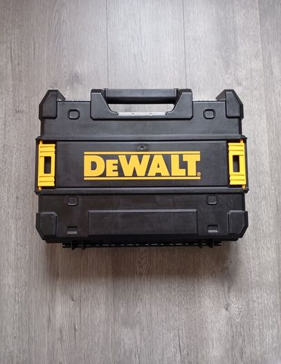 DeWalt dcd799 Combi Drill