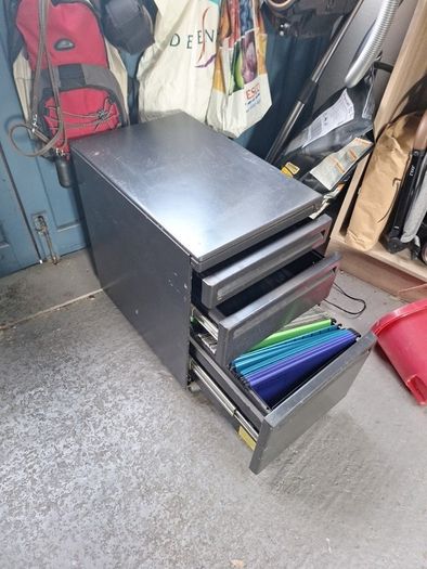 free filing cabinet