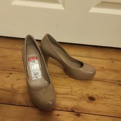 Carvela Heels Nude