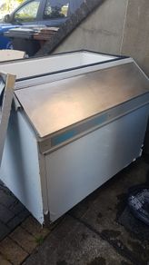 Simag r250kg bin,and Simag sv 315 ice machine