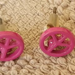 New - A Cute Pair of Pink Stud Earrings - Claire's - See Pics - #