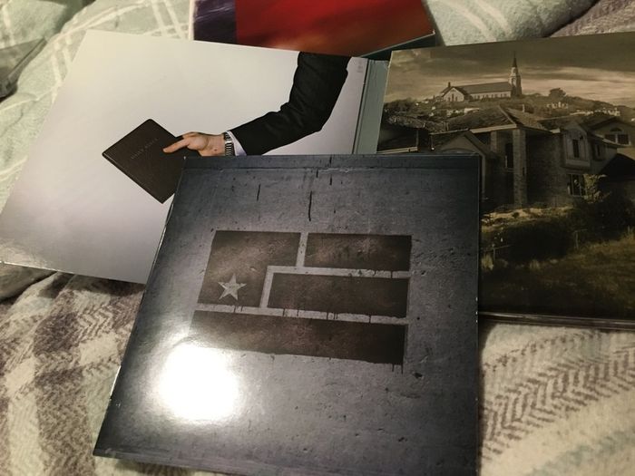 Nine Inch Nails - Year Zero