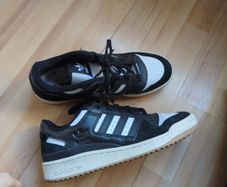 Adidas Forum Sneakers
