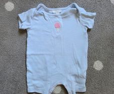 The White Company - Patented Romper / Short Sleepsuit / Babygro (9-12 months)