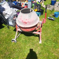 Small cement mixer