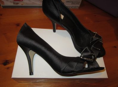Black satin peep toe