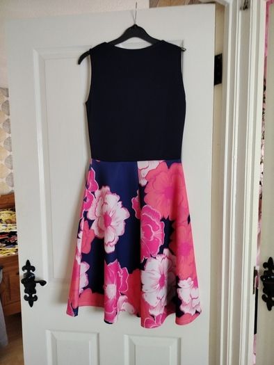Ladies dress brand new size 10