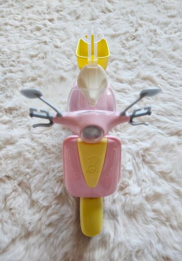 Barbie DVX56 Scooter