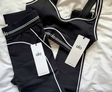 Alo Gym Set