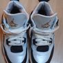 Jordan 4 Retro Trainers Image 10