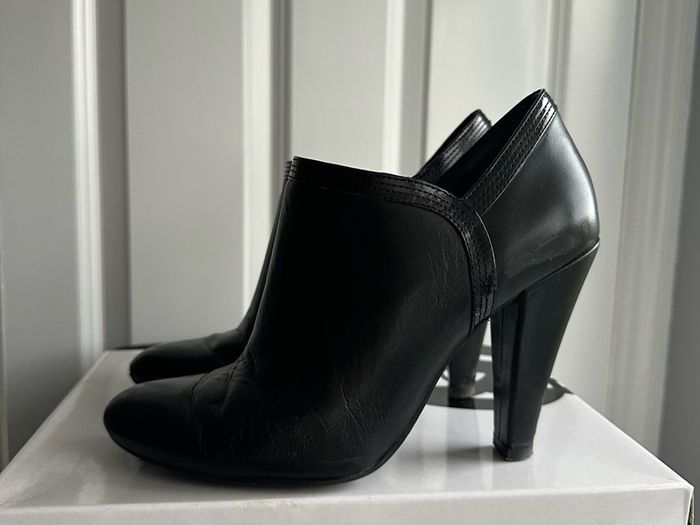 Nine West Shoe boots -Sz 6